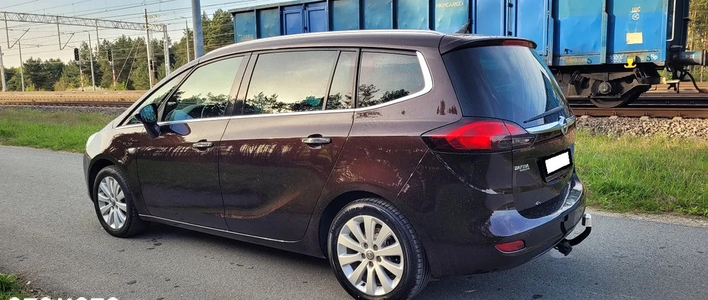Opel Zafira cena 28900 przebieg: 260000, rok produkcji 2013 z Dęblin małe 352